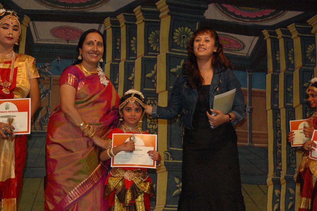 maanu at sruthilaya vidhyalaya 21st anniversary - pictures | Picture 132183